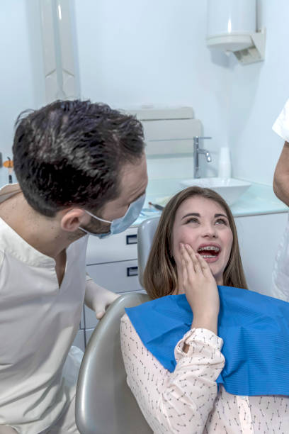 Best Walk-In Emergency Dentist in , ME